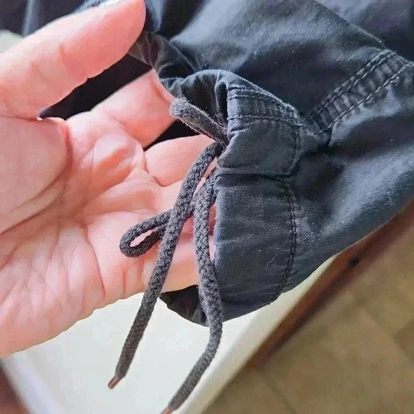 Loft Marisa Cropped Lightweight Cotton Cargo Pants Drawstring Leg Openings - Picture 3 of 14